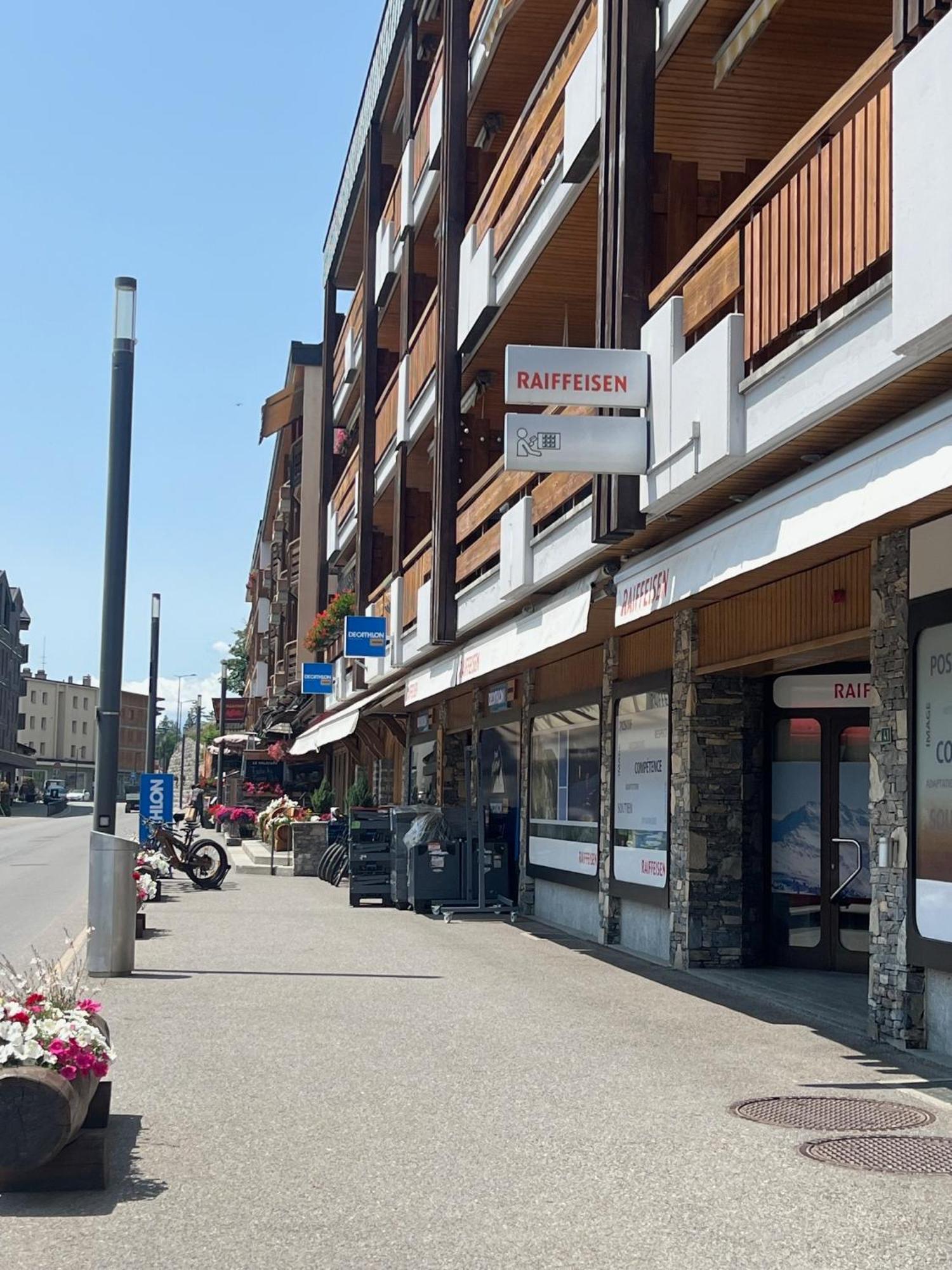 Ferienwohnung La Perle Montana Crans-Montana Exterior foto